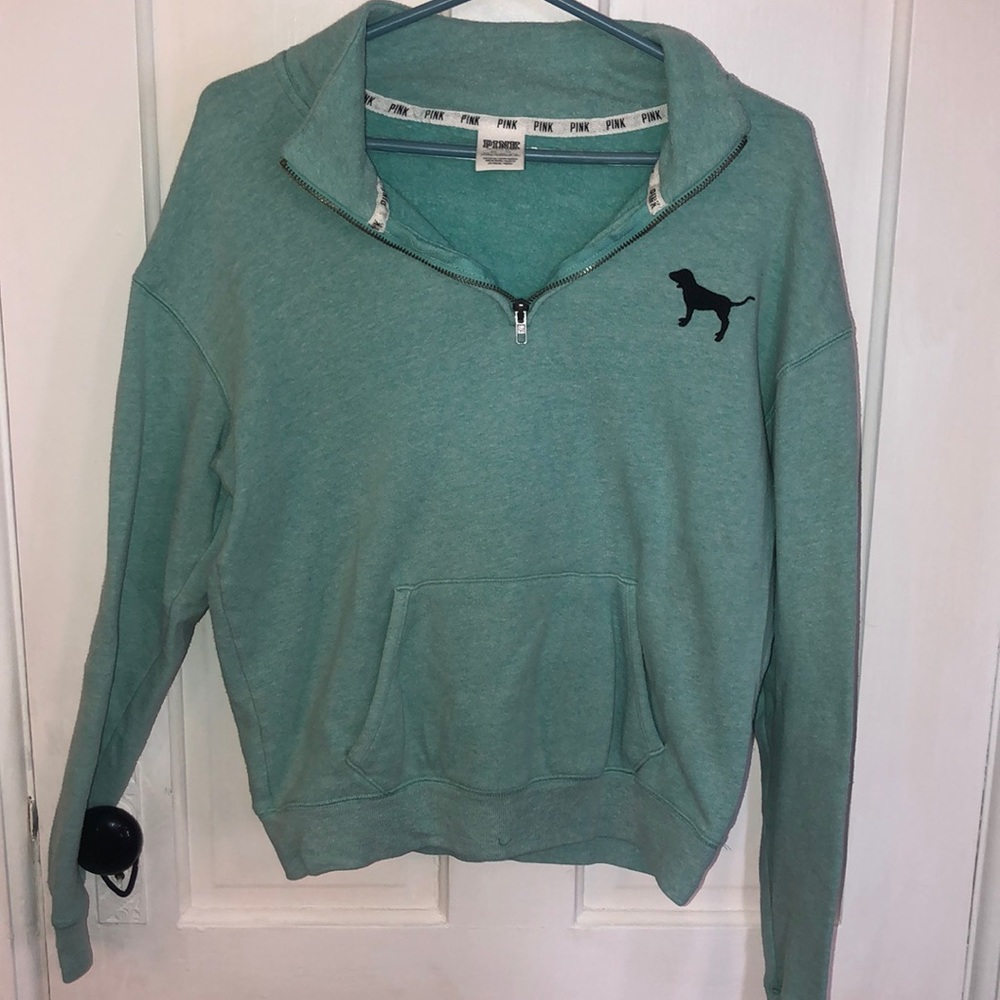 PINK Victoria’s Secret quarter zip🤩